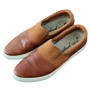 Free People Pointy Toe Slip On Shoes, Cognac Brown, Size 38 (US: 7.5)
